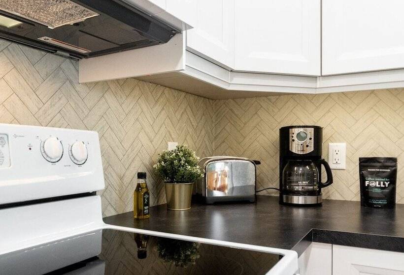 Water S Edge Retreat