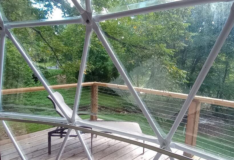 Glampout Resort   Elk River