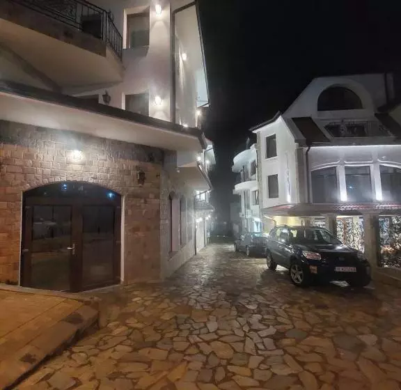 Family Hotel Rai