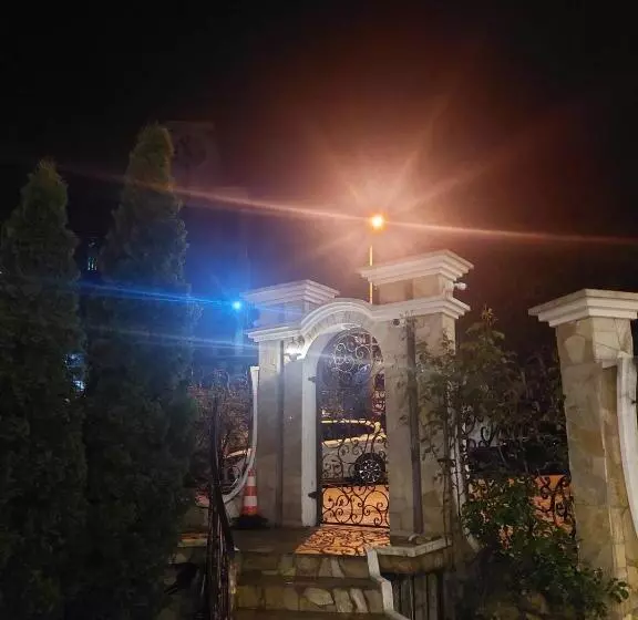 Family Hotel Rai