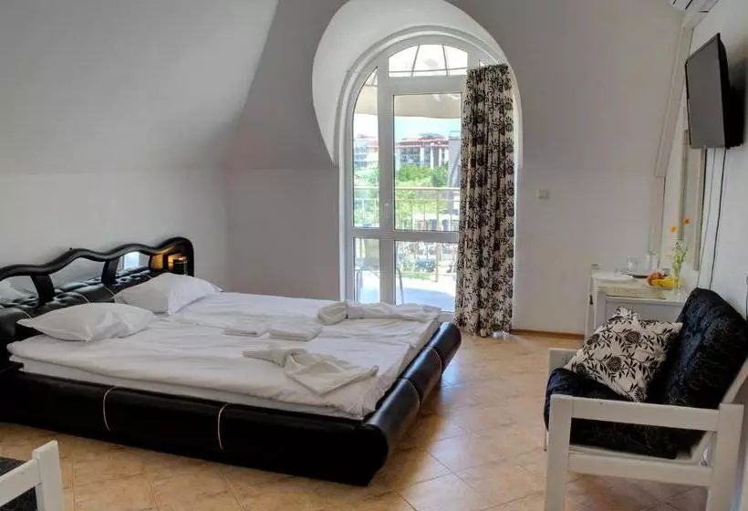 Hotelli Feniks