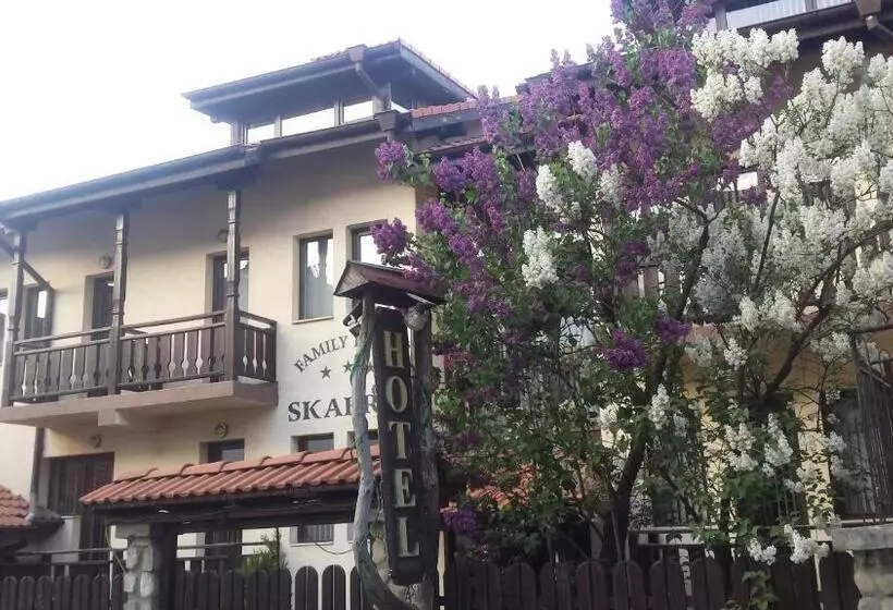 Hotelli Guest House Skabrin