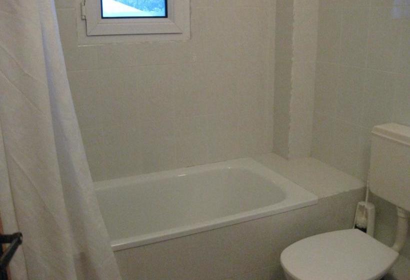 בית מלון כפרי Niko