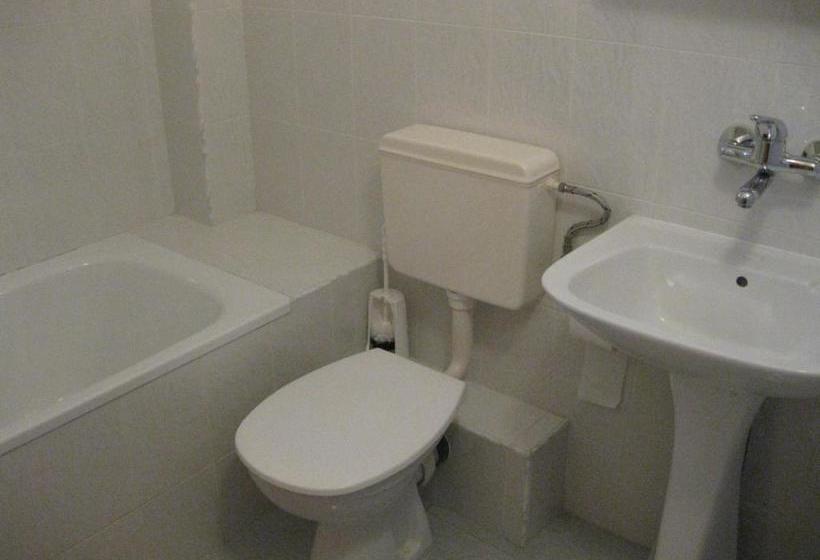 בית מלון כפרי Niko