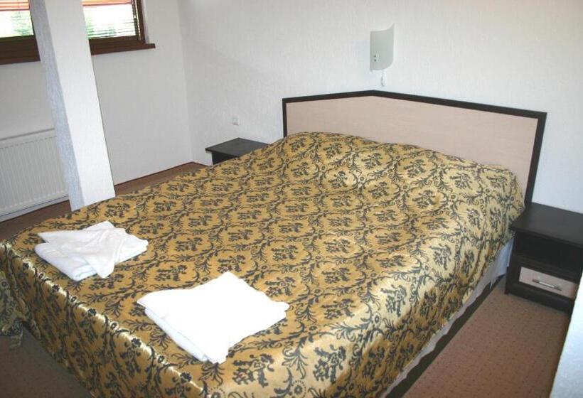 בית מלון כפרי Ribkata Family