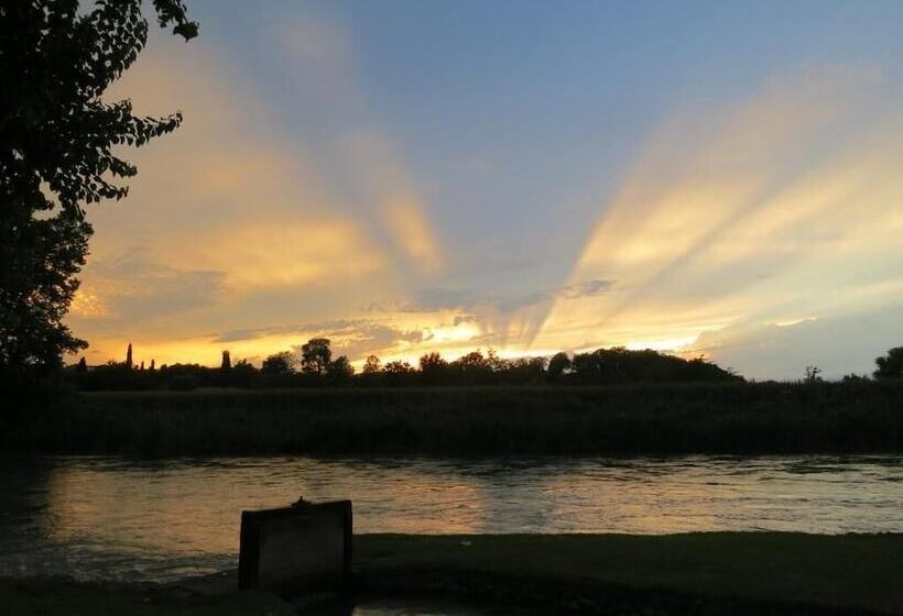 Bed and Breakfast La Finestra Sul Fiume