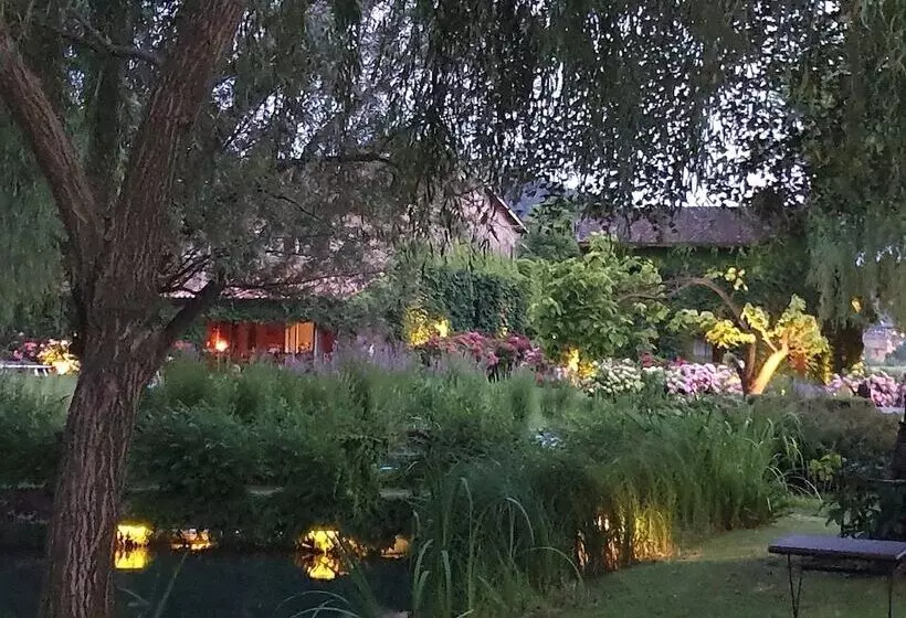ベッドアンドブレックファースト La Finestra Sul Fiume