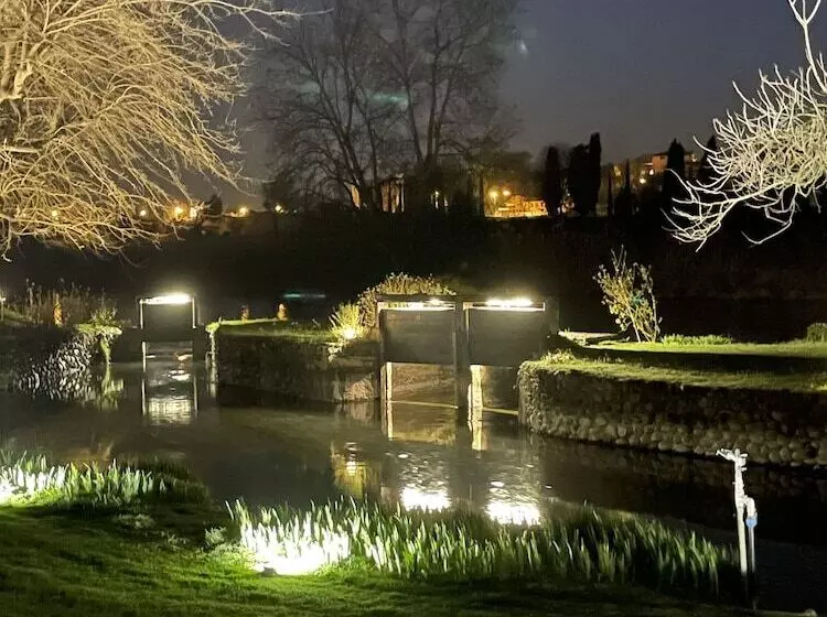 ベッドアンドブレックファースト La Finestra Sul Fiume