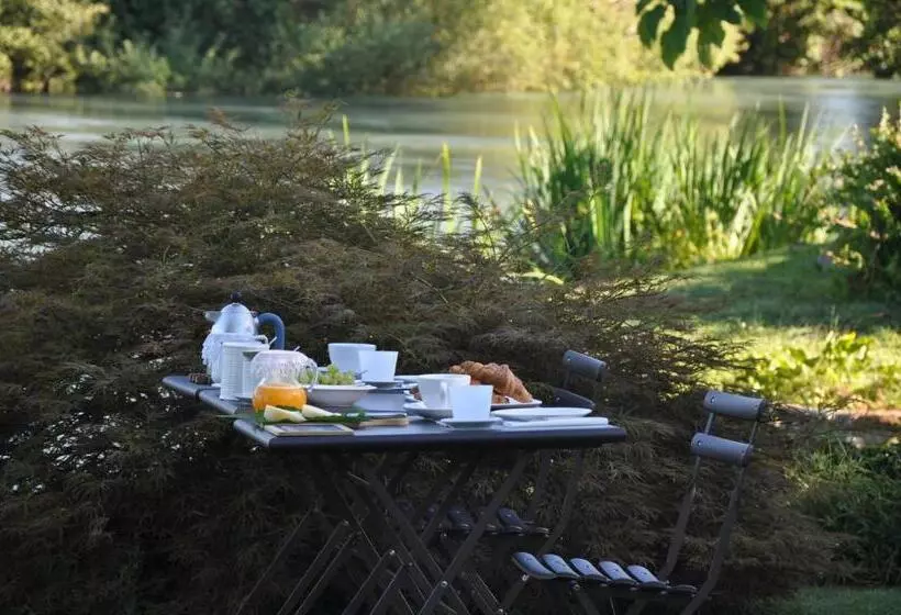 ベッドアンドブレックファースト La Finestra Sul Fiume