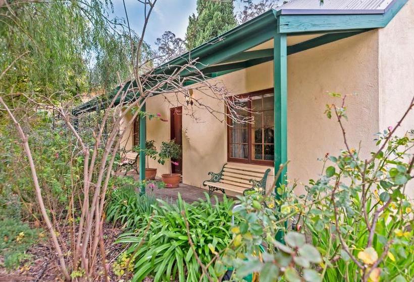 Country Pleasures Bed And Breakfast