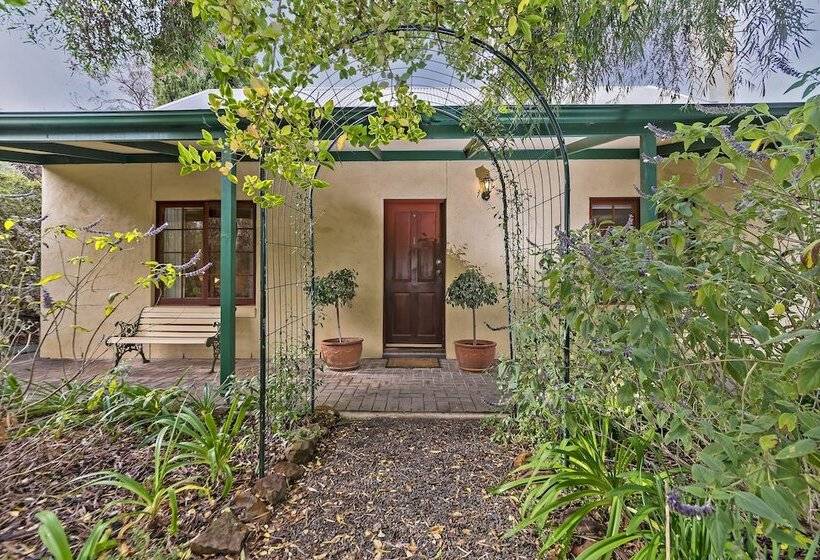 Country Pleasures Bed And Breakfast