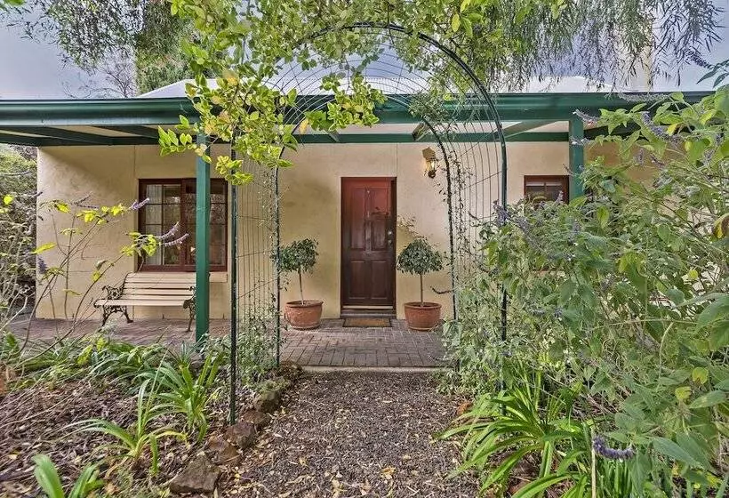 Country Pleasures Bed And Breakfast