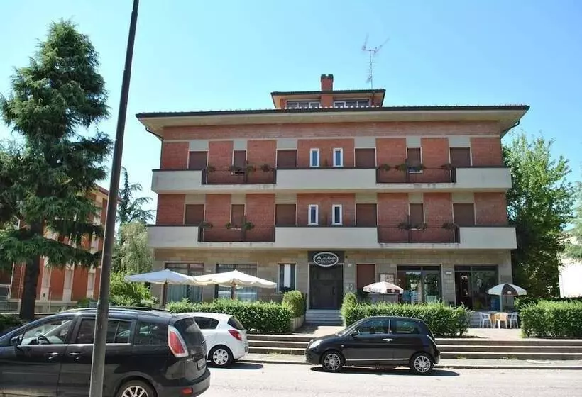 Hotelli Albergo Da Mario