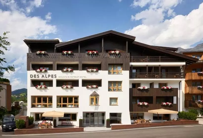 ホテル Des Alpes