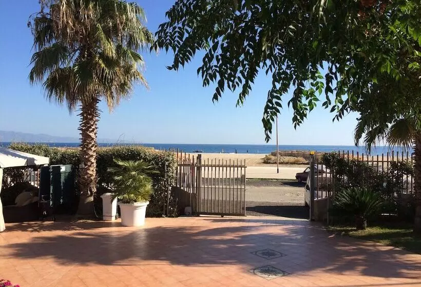 هتل La Villa