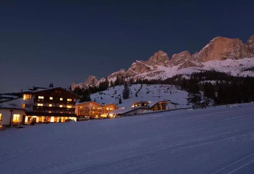 Hotelli Moseralm Dolomiti Spa Resort