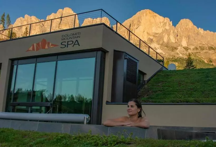Hotelli Moseralm Dolomiti Spa Resort