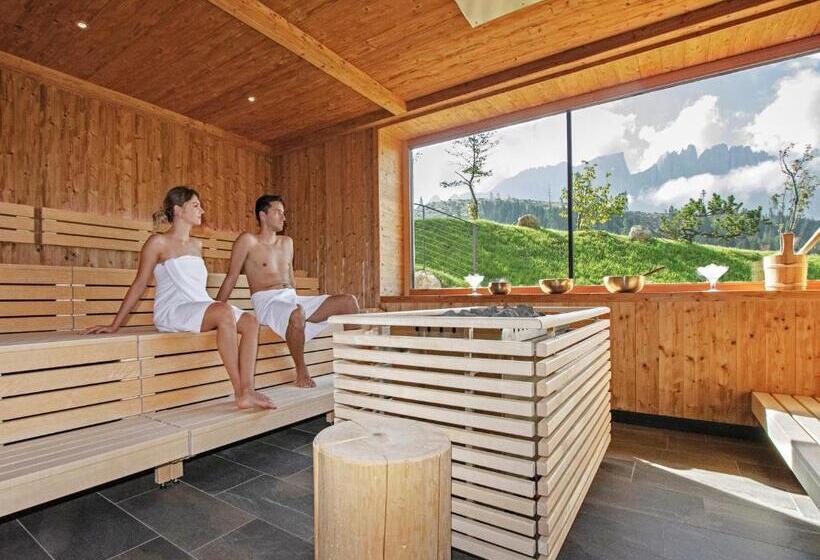 ホテル Moseralm Dolomiti Spa Resort