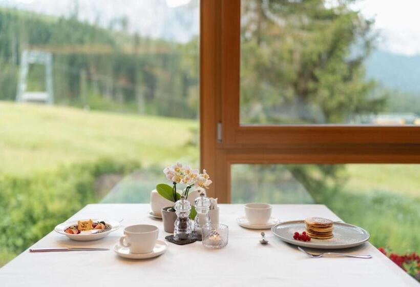 ホテル Moseralm Dolomiti Spa Resort