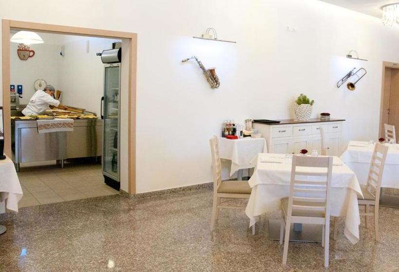 בית מלון כפרי Ristorante Cesare