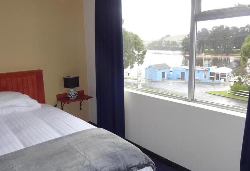 The Wharf Hotel Wynyard