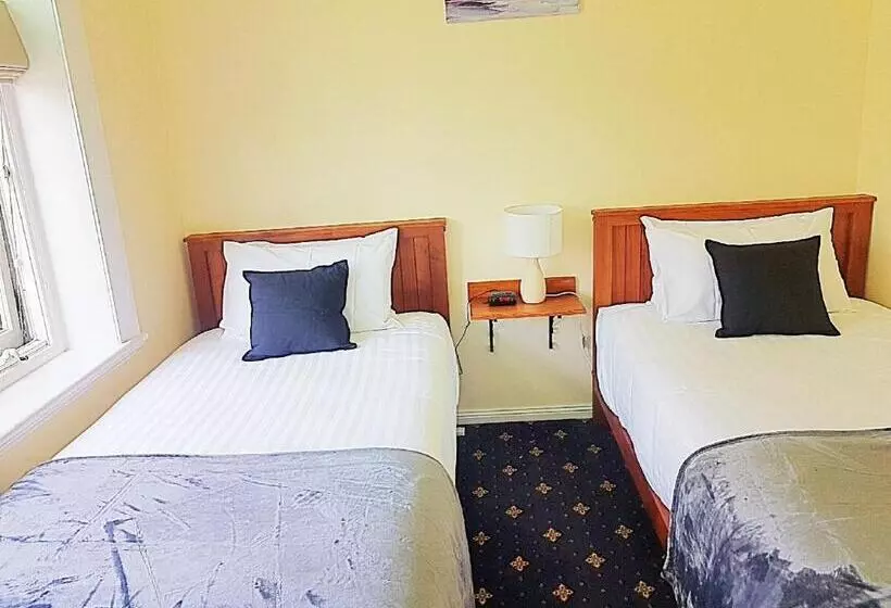 The Wharf Hotel Wynyard