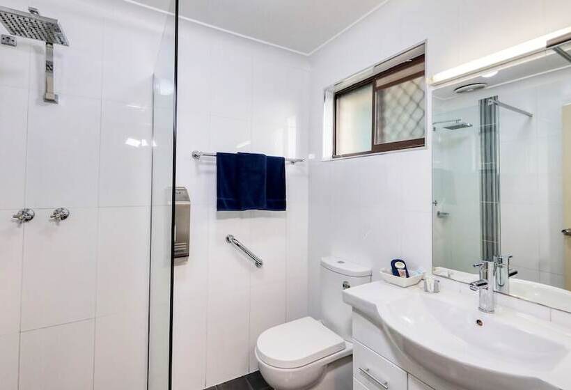 מוטל Forest Lodge Motor Inn & Restaurant