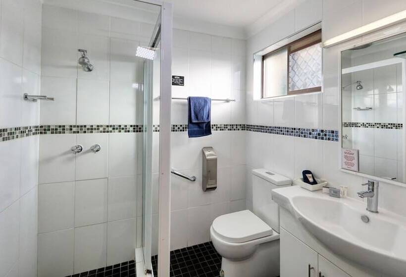 מוטל Forest Lodge Motor Inn & Restaurant