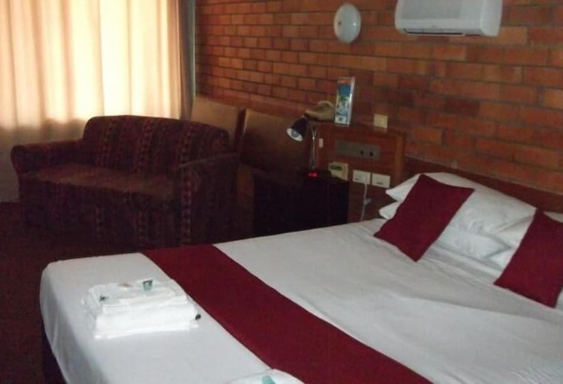 فندق على الطريق Hilldrop Motor Inn