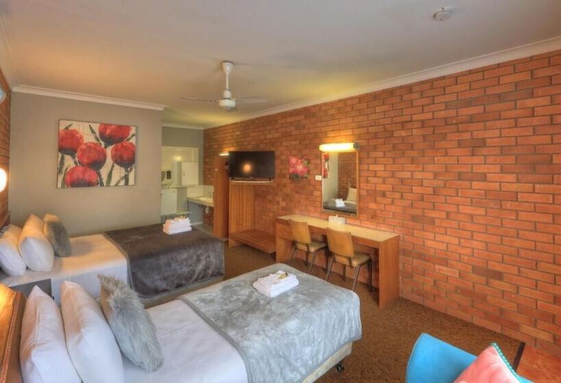 فندق على الطريق Hilldrop Motor Inn