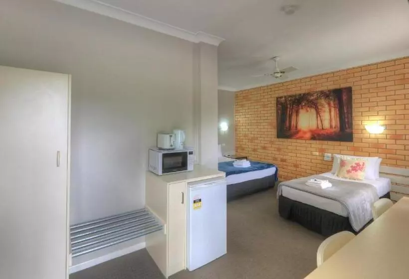 مُتل Hilldrop Motor Inn