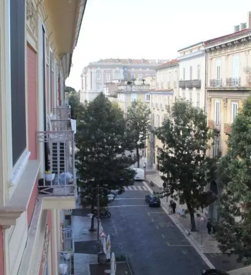 تختخواب و صبحانه Rooms & Apartment, A Due Passi