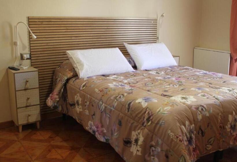 تختخواب و صبحانه Rooms & Apartment, A Due Passi