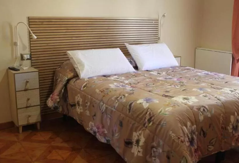 تختخواب و صبحانه Rooms & Apartment, A Due Passi