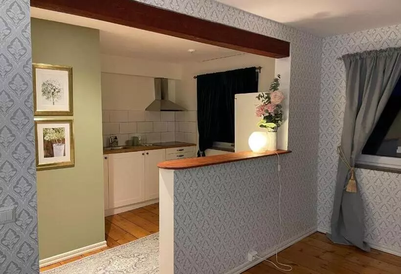 Aamiaismajoitus (B&B) Bärsta Svit Bnb