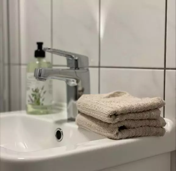 Aamiaismajoitus (B&B) Bärsta Svit Bnb