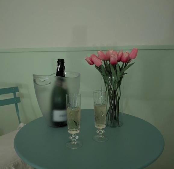 민박 Nula Private Suites