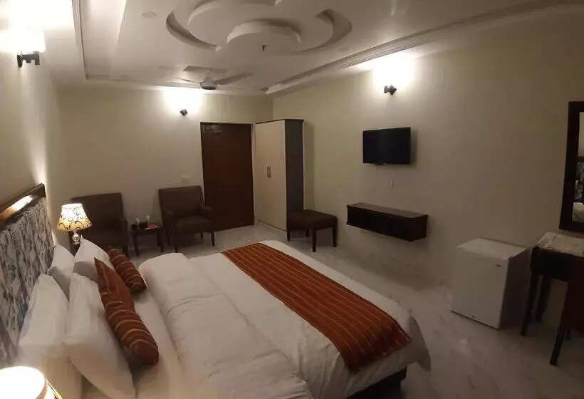 هتل Executive Lodges