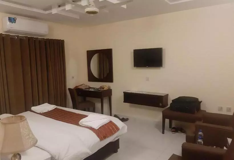 هتل Executive Lodges