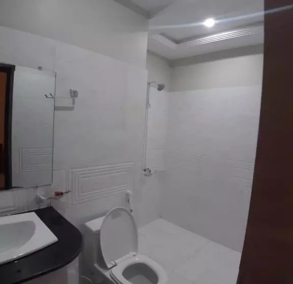 هتل Executive Lodges