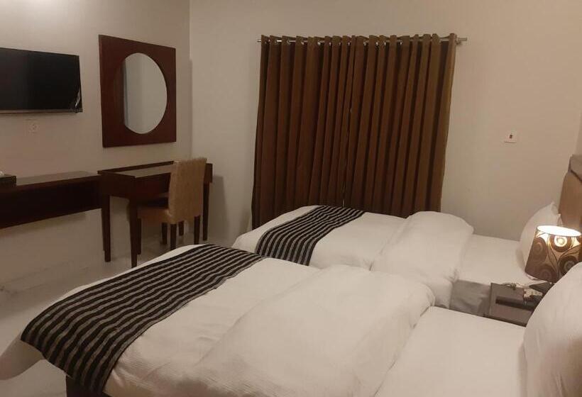 هتل Executive Lodges