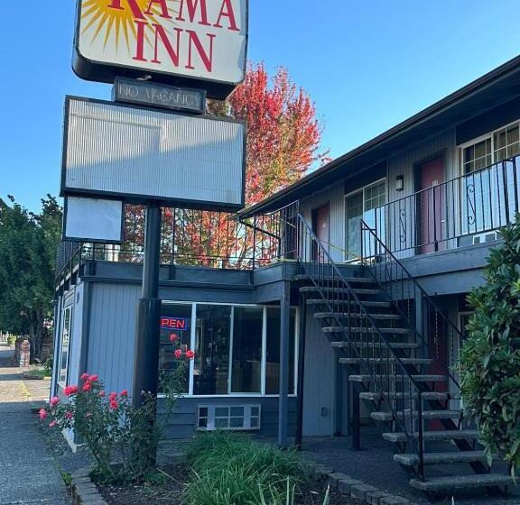 ホテル Rama Inn