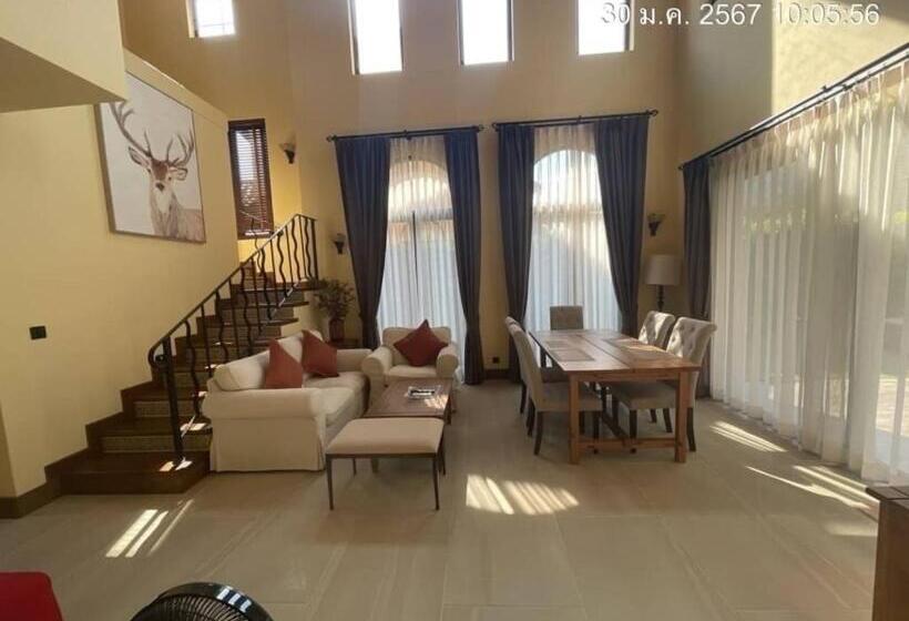 ホテル Toscana Villa Khao Yai