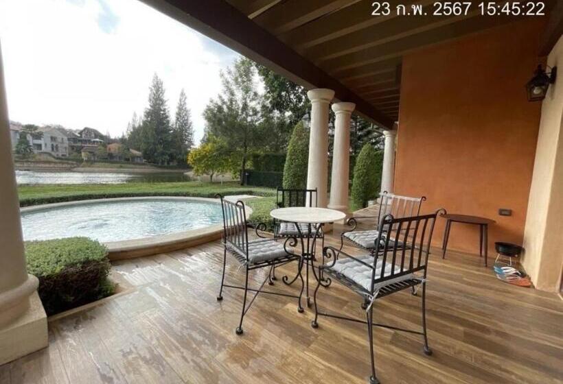 ホテル Toscana Villa Khao Yai