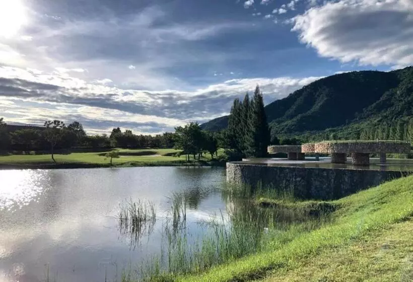 ホテル Toscana Villa Khao Yai