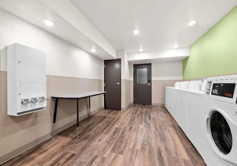 ホテル Woodspring Suites Huntsville   Research Park