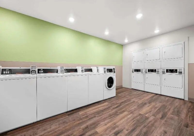 ホテル Woodspring Suites Huntsville   Research Park