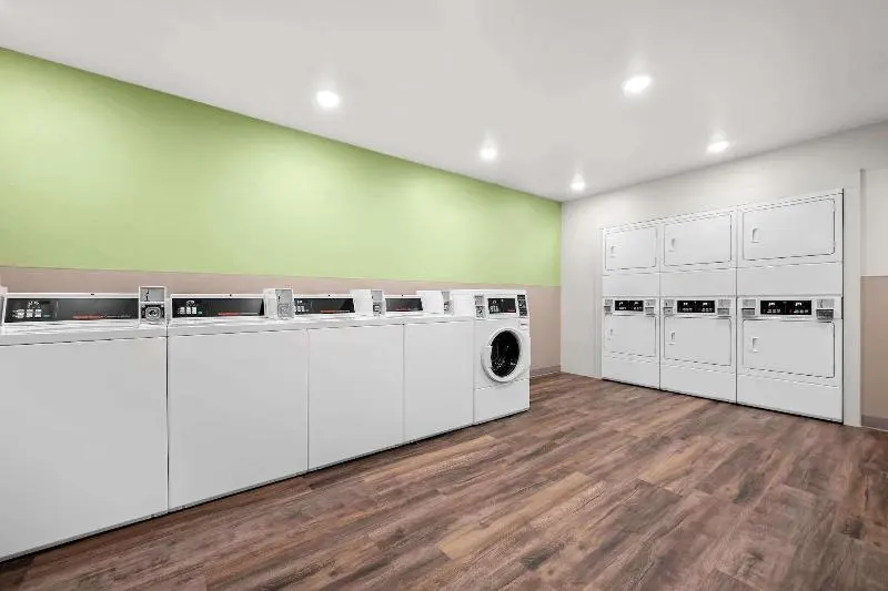 ホテル Woodspring Suites Huntsville   Research Park