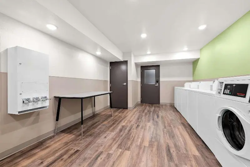 ホテル Woodspring Suites Huntsville   Research Park