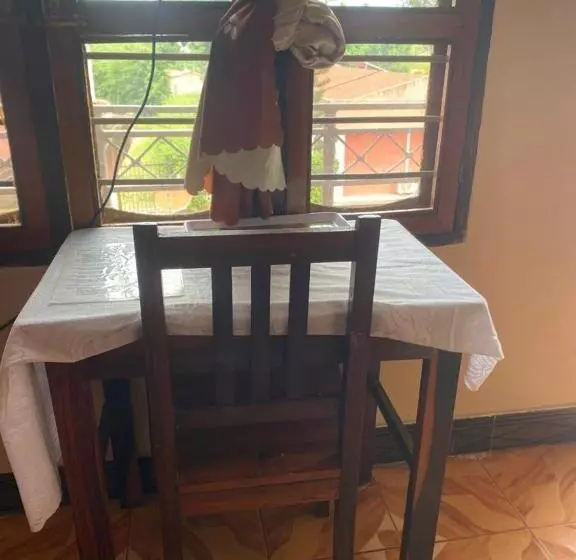 Nzimano Hostel